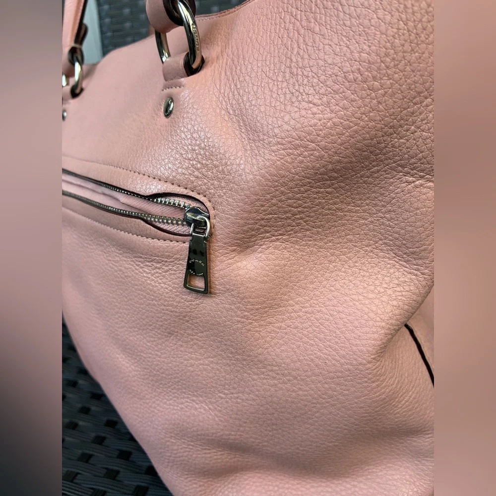 COACH Pink Bag.Leather Pink Bag. - Picture 8 of 14